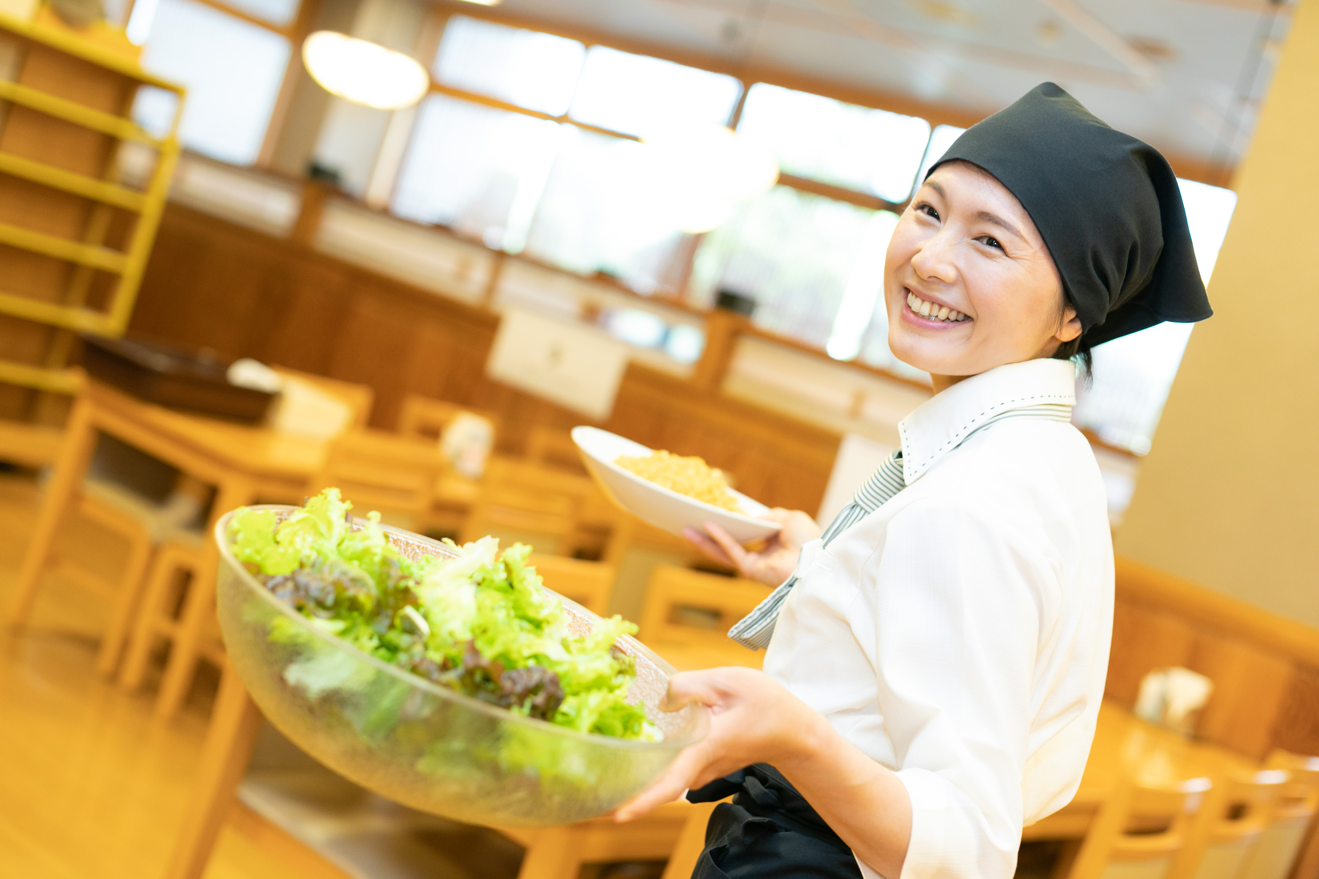 【ホテルルートイン　須坂】朝食ホール・キッチンスタッフ/週2～3日からOK/交通費支給